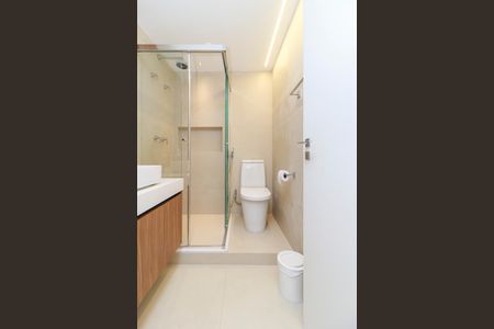 Apartamento à venda com 167m², 3 quartos e 3 vagasBanheiro /Suíte 2
