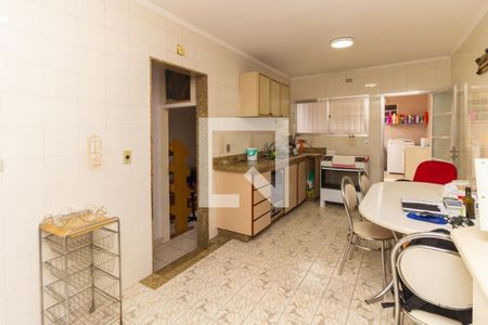 Casa à venda com 247m², 3 quartos e 2 vagasCozinha