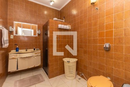 Casa à venda com 247m², 3 quartos e 2 vagasBanheiro