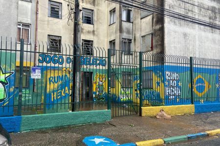 Apartamento para alugar com 50m², 2 quartos e sem vagaFachada + placa