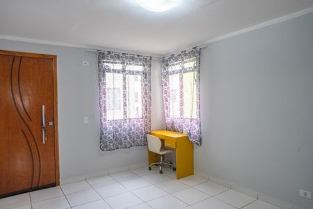 Sala  de apartamento para alugar com 2 quartos, 50m² em Casa Grande, Diadema
