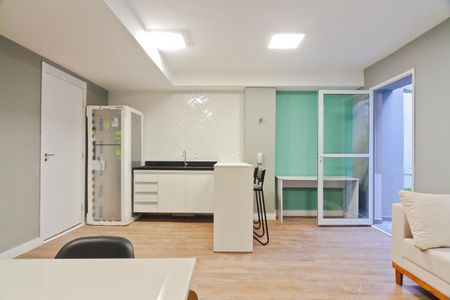 Apartamento para alugar com 42m², 2 quartos e sem vagaÁrea comum - Salão de festas