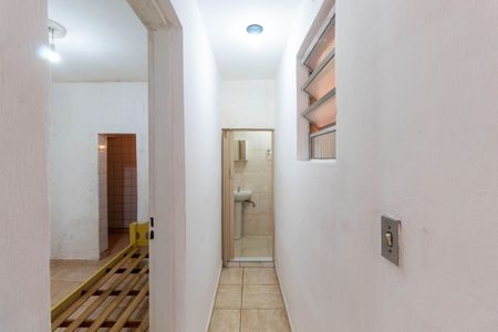 Casa para alugar com 20m², 1 quarto e sem vaga Casa para alugar com 20m², 1 quarto e sem vagaBanheiro