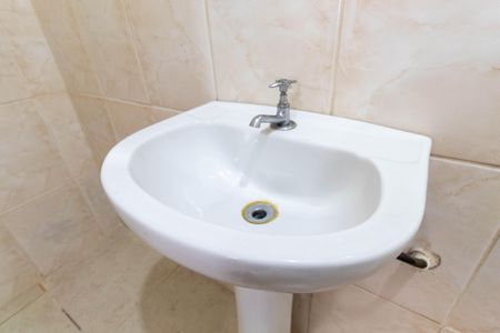 Casa para alugar com 20m², 1 quarto e sem vaga Casa para alugar com 20m², 1 quarto e sem vagaBanheiro