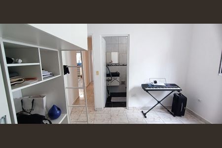 Casa à venda com 200m², 2 quartos e 2 vagasSuíte 1 Casa 1