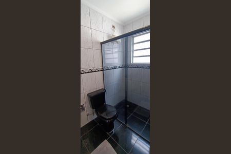 Casa à venda com 200m², 2 quartos e 2 vagasBanheiro Suíte 1 Casa 1
