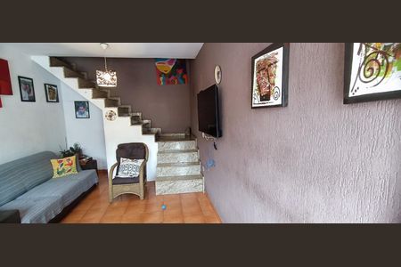 Casa à venda com 200m², 2 quartos e 2 vagasSala Casa 2