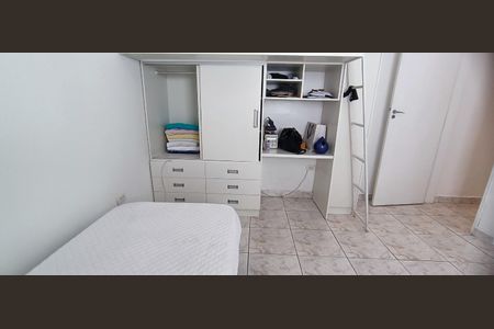 Casa à venda com 200m², 2 quartos e 2 vagasSuíte 1 Casa 1
