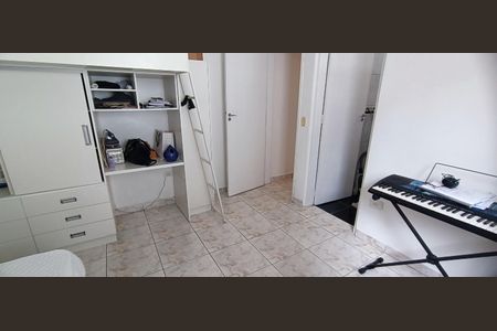 Casa à venda com 200m², 2 quartos e 2 vagasSuíte 1 Casa 1