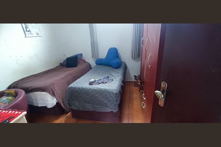 Casa à venda com 200m², 2 quartos e 2 vagasQuarto 1 Casa 2
