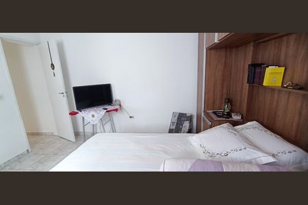 Casa à venda com 200m², 2 quartos e 2 vagasSuíte 2 Casa 1