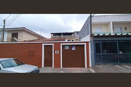 Casa à venda com 200m², 2 quartos e 2 vagasFachada