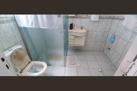 Casa à venda com 200m², 2 quartos e 2 vagasBanheiro Suíte 2 Casa 1