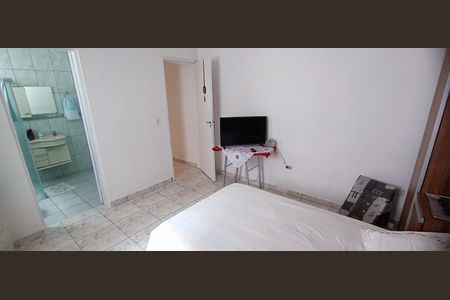 Casa à venda com 200m², 2 quartos e 2 vagasSuíte 2 Casa 1