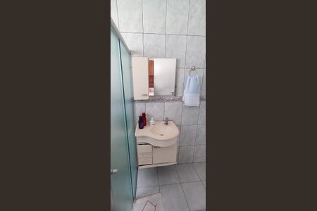 Casa à venda com 200m², 2 quartos e 2 vagasBanheiro Suíte 2 Casa 1