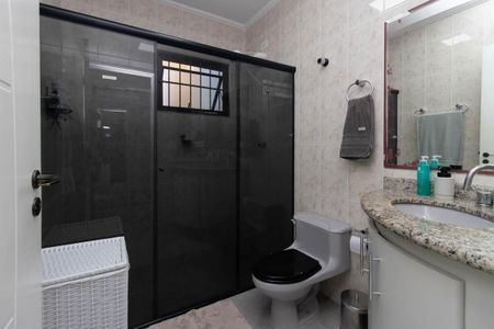 Casa à venda com 131m², 3 quartos e 2 vagas Casa à venda com 131m², 3 quartos e 2 vagasBanheiro do Quarto 1