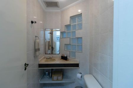 Casa à venda com 131m², 3 quartos e 2 vagas Casa à venda com 131m², 3 quartos e 2 vagasLavabo