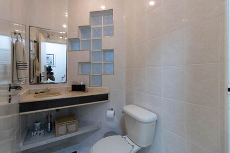 Casa à venda com 131m², 3 quartos e 2 vagas Casa à venda com 131m², 3 quartos e 2 vagasLavabo