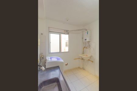 Apartamento para alugar com 45m², 2 quartos e 1 vaga Apartamento para alugar com 45m², 2 quartos e 1 vagaCozinha e Área de Serviço