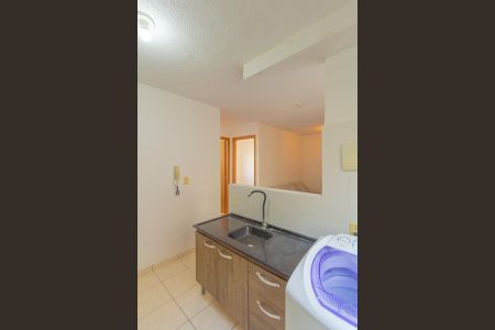 Apartamento para alugar com 45m², 2 quartos e 1 vaga Apartamento para alugar com 45m², 2 quartos e 1 vagaCozinha e Área de Serviço