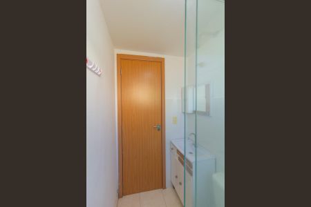 Apartamento para alugar com 45m², 2 quartos e 1 vaga Apartamento para alugar com 45m², 2 quartos e 1 vagaBanheiro
