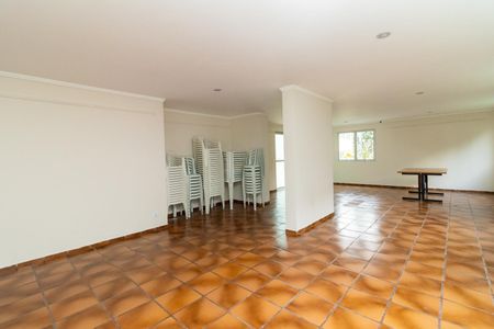 Apartamento para alugar com 74m², 3 quartos e 1 vagaÁrea comum - Salão de festas