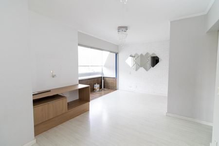 Apartamento para alugar com 74m², 3 quartos e 1 vagaSala