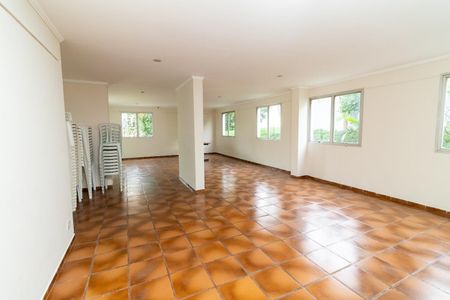 Apartamento para alugar com 74m², 3 quartos e 1 vagaÁrea comum - Salão de festas