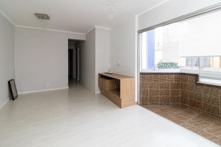 Apartamento para alugar com 74m², 3 quartos e 1 vagaSala