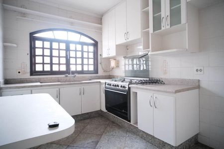 Casa à venda com 400m², 3 quartos e 5 vagasCozinha