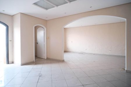 Casa à venda com 400m², 3 quartos e 5 vagasSala