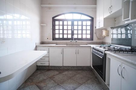 Casa à venda com 400m², 3 quartos e 5 vagasCozinha