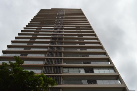 Apartamento à venda com 141m², 3 quartos e 2 vagasFachada