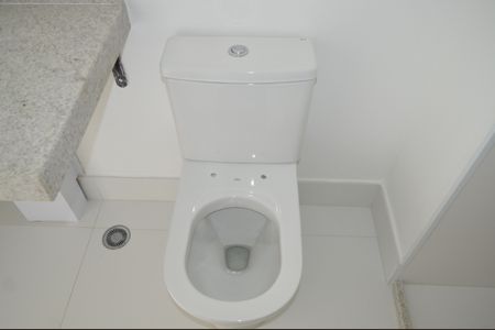 Apartamento à venda com 141m², 3 quartos e 2 vagasBanheiro da Suíte 2