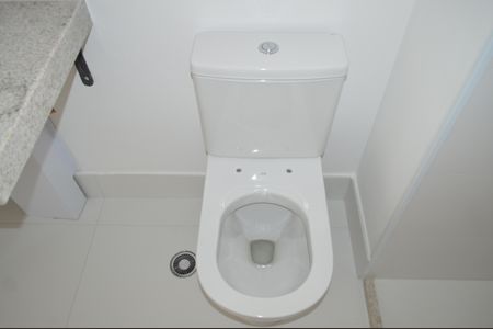 Apartamento à venda com 141m², 3 quartos e 2 vagasBanheiro da Suíte 1