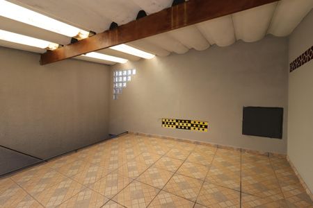 Casa à venda com 147m², 3 quartos e 2 vagasGaragem
