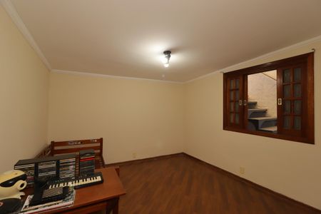 Casa à venda com 147m², 3 quartos e 2 vagasQuarto 1