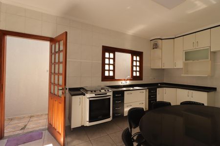 Casa à venda com 147m², 3 quartos e 2 vagasCozinha