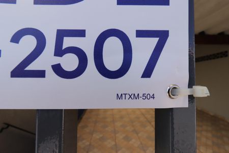 Casa à venda com 147m², 3 quartos e 2 vagasPlaquinha MTXM-504 - Código