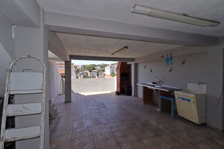 Casa à venda com 147m², 3 quartos e 2 vagasBanheiro de Serviço