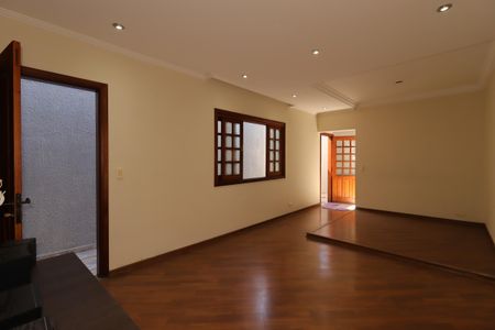 Sala de casa à venda com 3 quartos, 147m² em Vila Camilópolis, Santo André