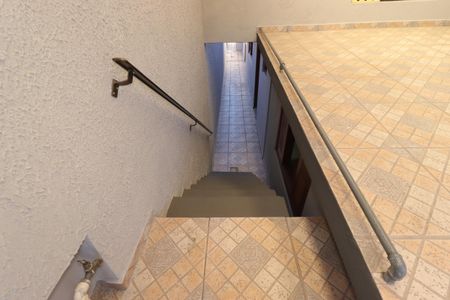 Casa à venda com 147m², 3 quartos e 2 vagasEscada para a Garagem