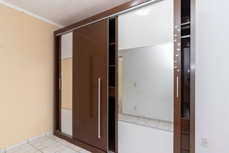 Apartamento à venda com 45m², 2 quartos e 1 vagaQuarto 1 - Armários