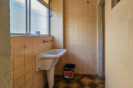 Apartamento para alugar com 100m², 2 quartos e 1 vaga Apartamento para alugar com 100m², 2 quartos e 1 vagaÁrea de serviço