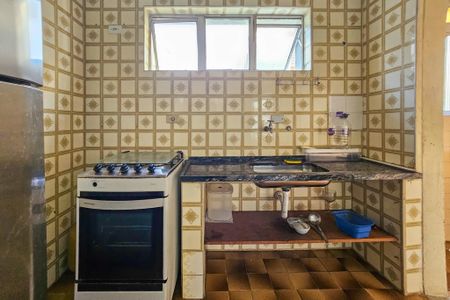 Apartamento para alugar com 100m², 2 quartos e 1 vaga Apartamento para alugar com 100m², 2 quartos e 1 vagaCozinha