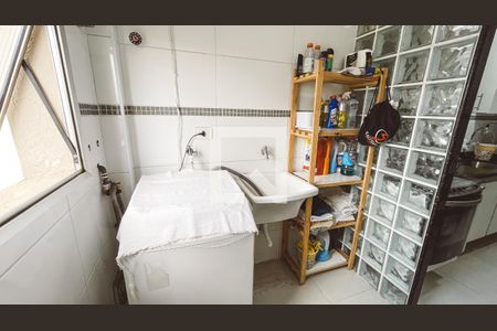 Apartamento à venda com 67m², 2 quartos e 1 vagaÁrea de Serviço