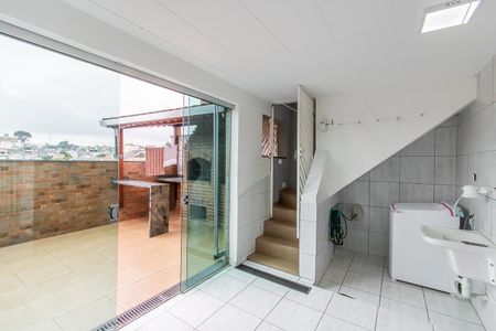 Casa à venda com 140m², 3 quartos e 5 vagas Casa à venda com 140m², 3 quartos e 5 vagasÁrea de Serviço