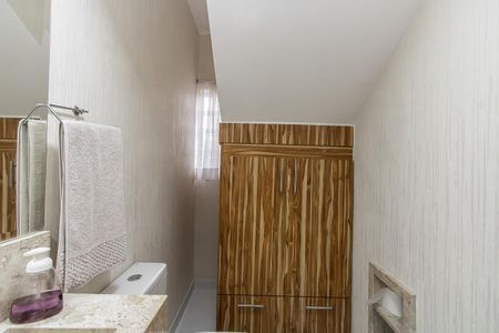 Casa à venda com 140m², 3 quartos e 5 vagas Casa à venda com 140m², 3 quartos e 5 vagasLavabo