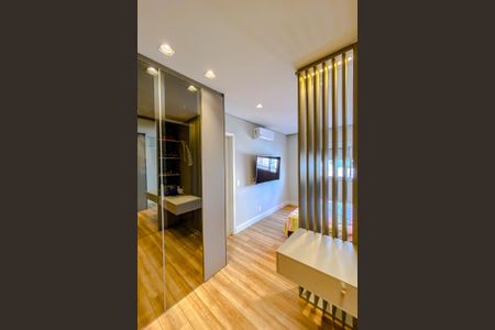 Apartamento à venda com 135m², 3 quartos e 3 vagasSuíte 2