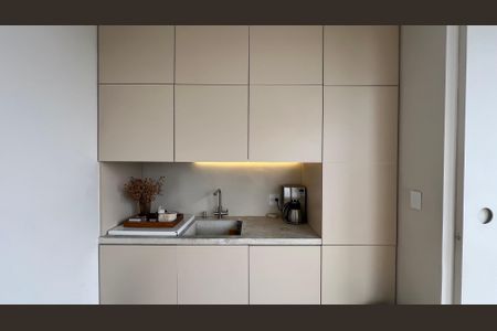 Apartamento para alugar com 66m², 1 quarto e 2 vagas Apartamento para alugar com 66m², 1 quarto e 2 vagasCozinha